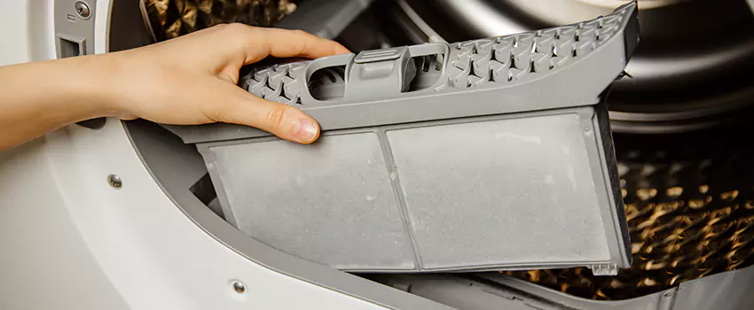 Signs Of A Clogged Dryer Lint Trap in Melbourne, Florida